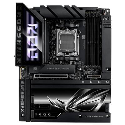 Carte mère étiquetée 'Crosshair' et 'SupremeFX' avec le socket du processeur, les emplacements de RAM et des éléments de design visibles. La marque comprend 'Republic of Gamers'.