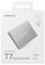 Boîte de l'image du SSD portable Samsung T7. Un SSD argenté est présenté sur l'emballage. Compatible avec Windows, macOS, Android. '2 To, 1 050 Mo/s'.