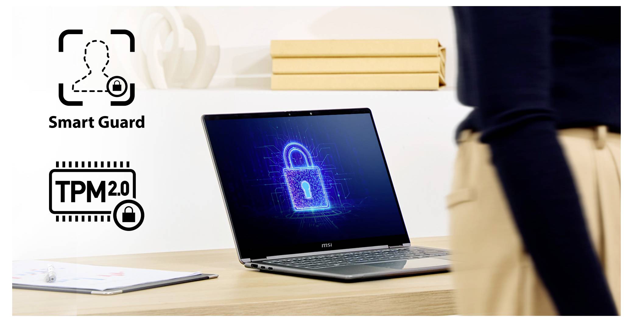 Un ordinateur portable avec « Copilot + PC » affiché à l'écran est posé sur un bureau à côté d'une calculatrice et de documents, indiquant un espace de travail ou d'étude.