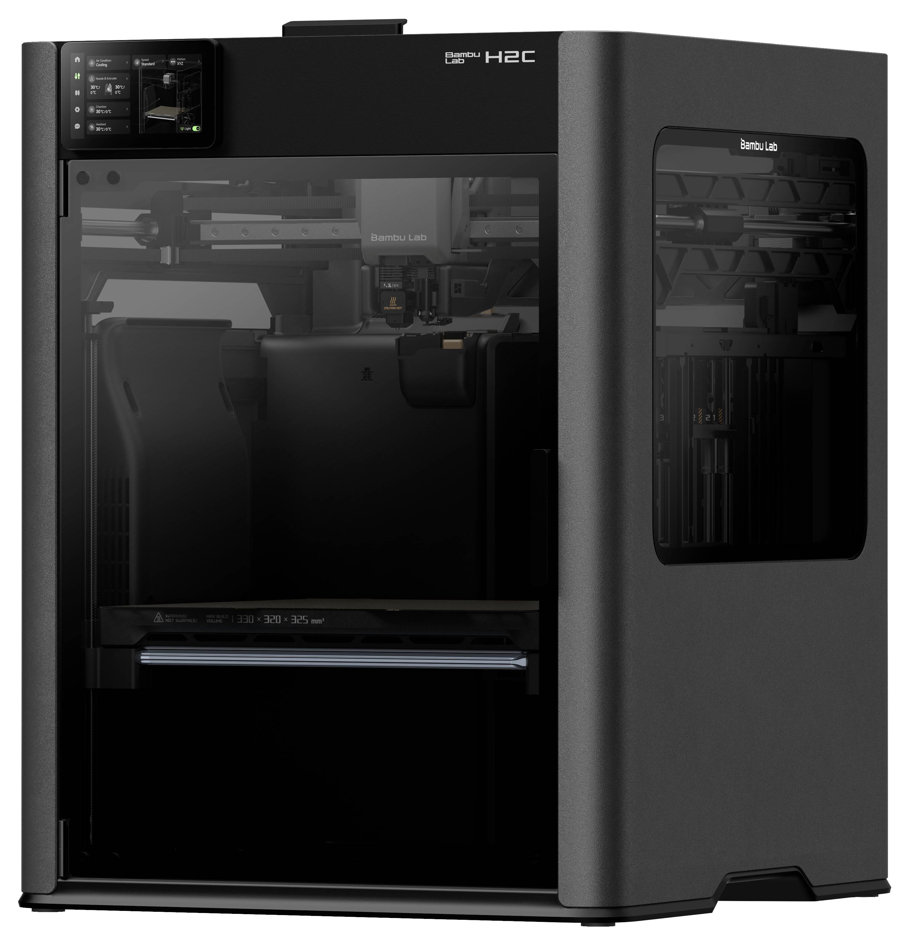 Une imprimante 3D moderne noire avec un panneau frontal transparent, affichant ses composants internes et portant l'étiquette « Bambu Lab X1 Carbon ».