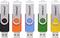 Cinq clés USB avec des pivots argentés, chacune dans une couleur différente : noir, orange, bleu, vert et jaune. Toutes étiquetées « Intenso ».