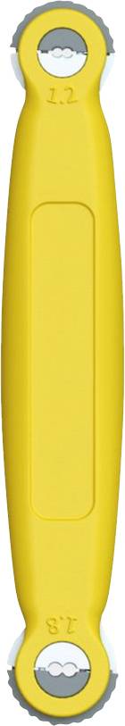 Un ouvre-bouteille jaune à double extrémité avec des ouvertures en forme d'engrenage métallique pour saisir les capsules, marqué « L 1 » à une extrémité et « S 1 » à l'autre.