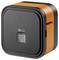 Un appareil électronique compact, carré, orange et noir avec une fente pour insérer des matériaux, possiblement une étiqueteuse ou une imprimante.