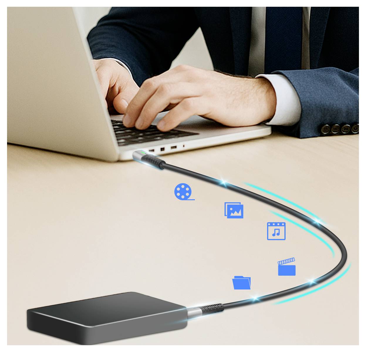 LogiLink Câble USB-C USB 3.2 Gen2x2 USB-C® mâle 1.00 m noir avec LED, 4K UHD, connecteur utilisable des deux cotés CU043-4