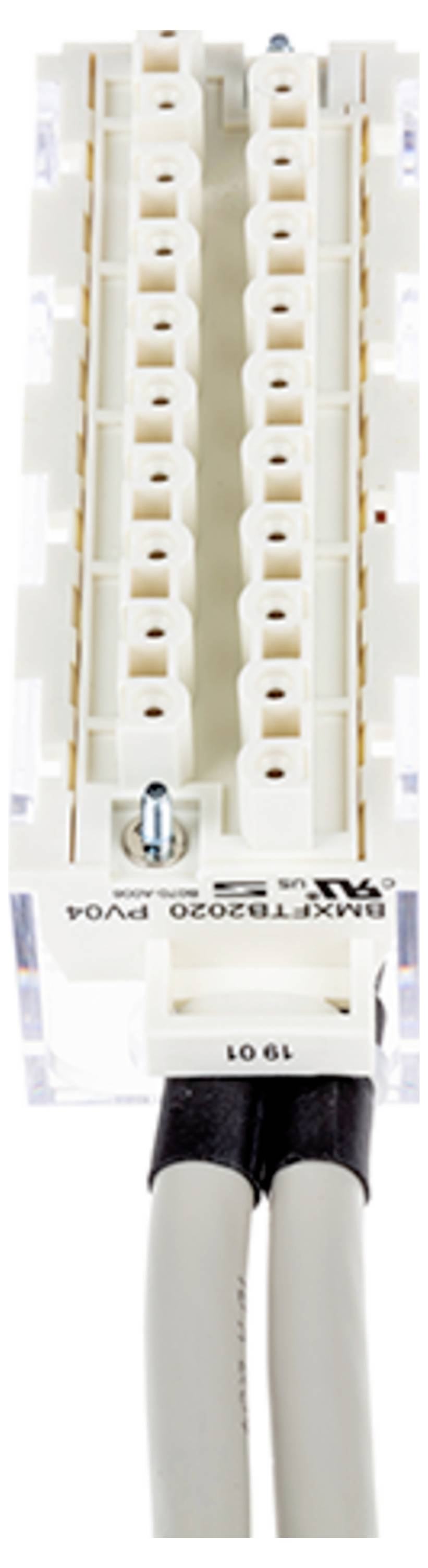 Bloc terminal « ConnectabeX PBXPTB2020 PVO4 », présentant des rangées doubles avec plusieurs emplacements de connexion et deux câbles gris attachés en bas.