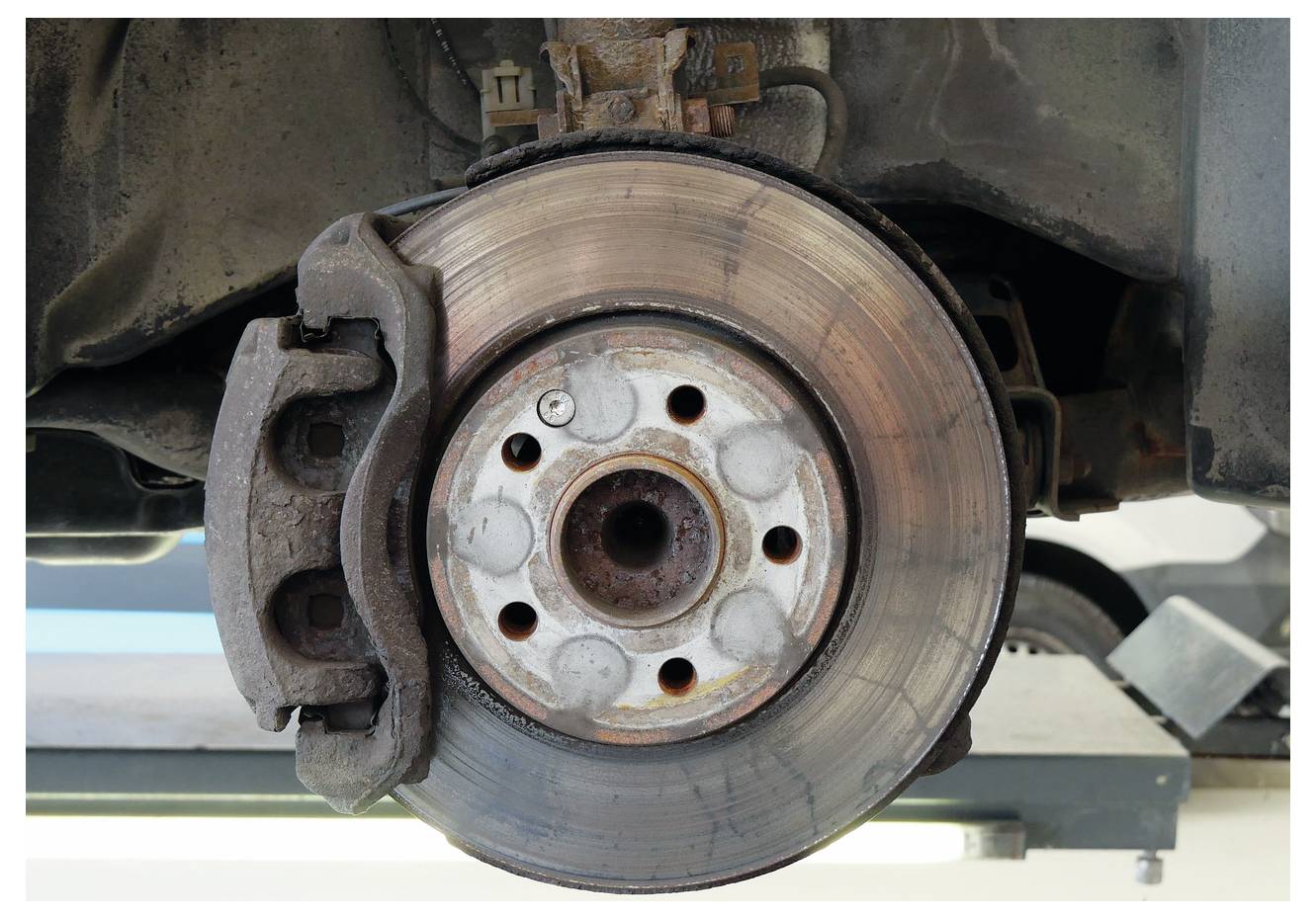 Gedore Automotive 3463893 KL-0115-100 Ponceuse à moyeu de roue/bride de jante-2