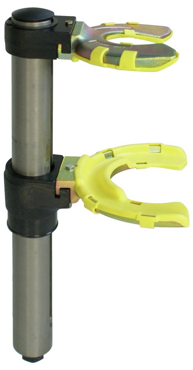 Tuyau vertical avec des colliers jaunes réglables à deux niveaux, probablement un support ou un mécanisme de maintien pour des objets cylindriques ou des outils.