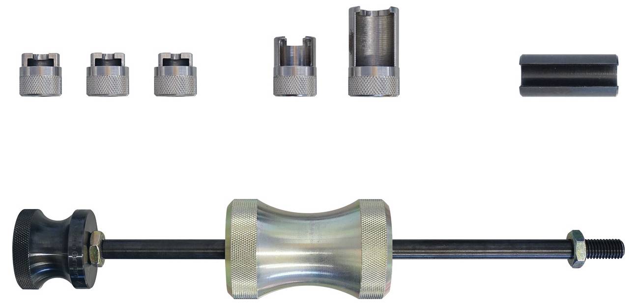 Une pompe de vidange ou de remplissage de fluide est connectée à la partie inférieure d'un véhicule, montrant une configuration d'entretien automobile.