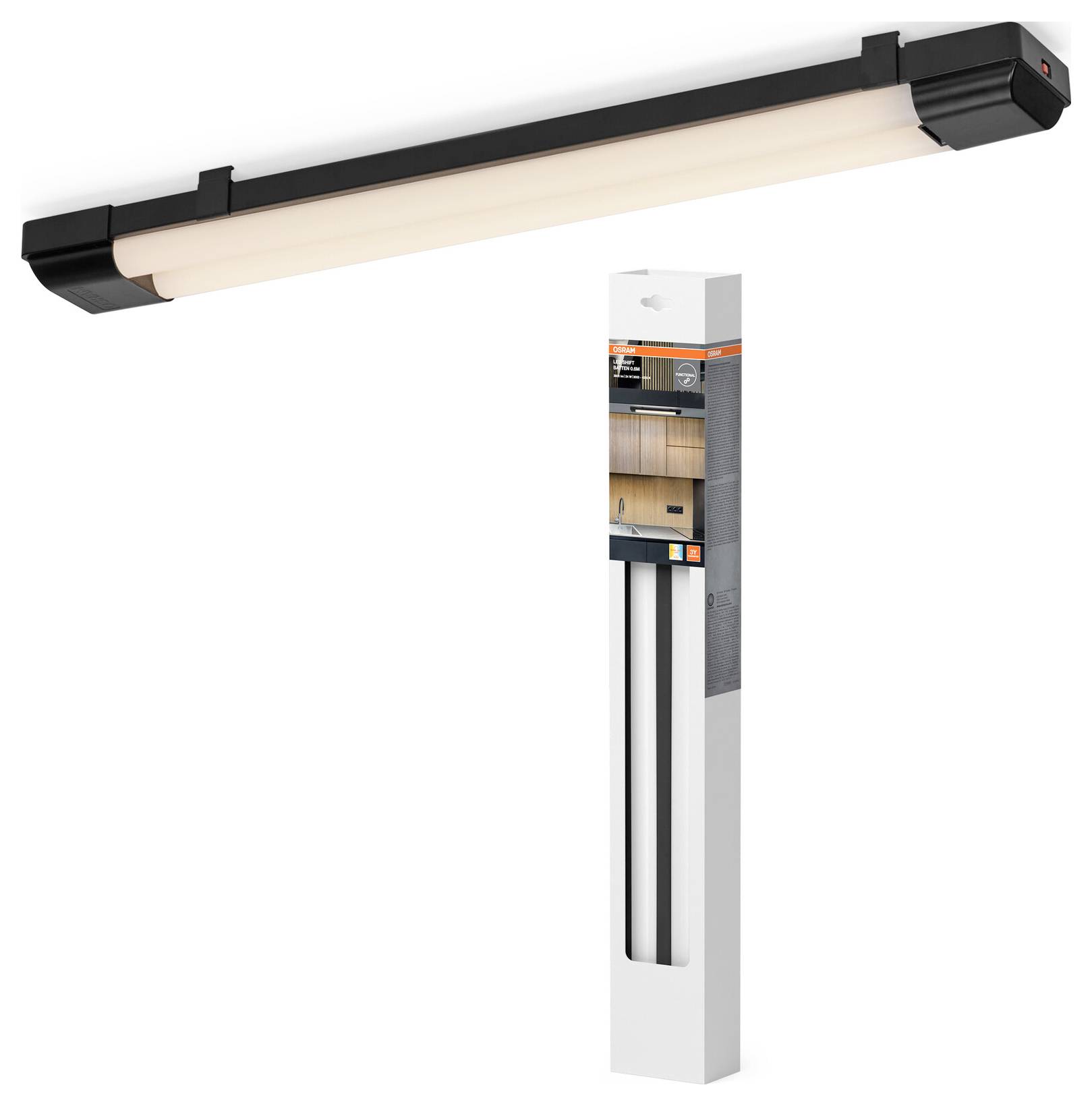 Un luminaire LED élancé et allongé monté au plafond d'une cuisine, avec son emballage exposé à côté, montrant les détails d'installation.