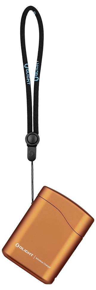 Une lampe de poche Olight orange avec une sangle noire présentant des lettres bleues, conçue pour la portabilité et une manipulation facile.