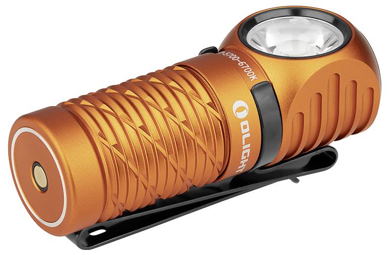 Une lampe de poche orange avec une poignée texturée et un clip sur le côté, conçue pour la portabilité et l'illumination.