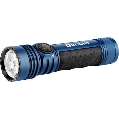 Une lampe de poche Olight Seeker 4 Pro bleue avec plusieurs LED, une poignée en caoutchouc et un bouton de commande sur le côté, conçue pour une utilisation en extérieur.