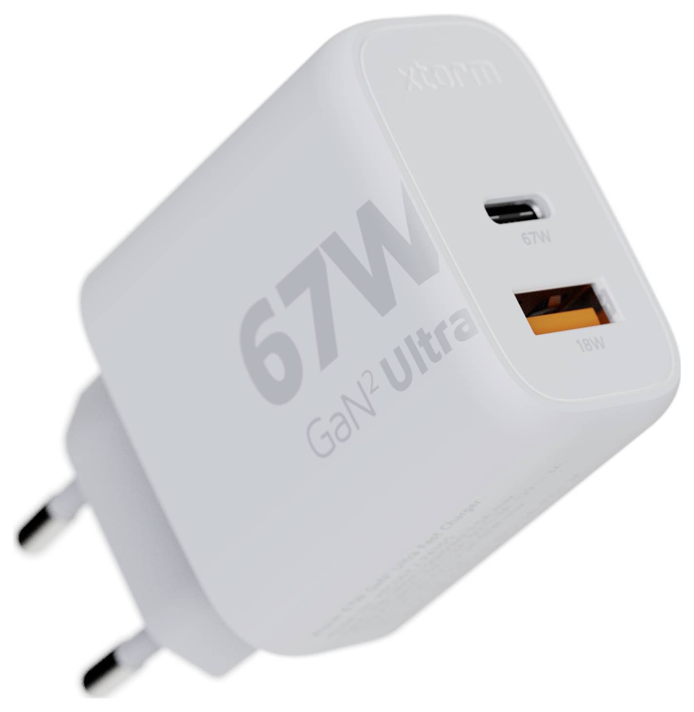 Un chargeur GaN2 Ultra blanc de 67W avec ports USB-C et USB-A, mettant en évidence ses capacités de charge avancées et son design compact.