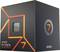 Boîte de processeur AMD Ryzen 7000 Series avec un « 7 » proéminent et des lignes de design orange audacieuses, mettant en évidence l'image de marque du produit.