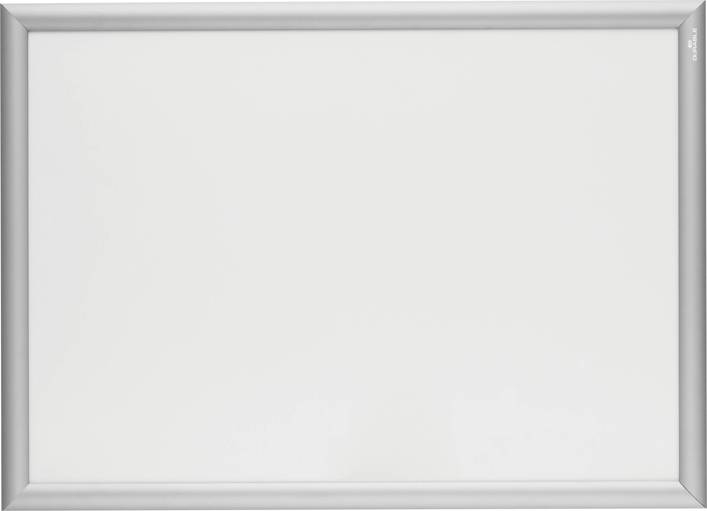 Un tableau blanc simple avec un cadre argenté, utilisé pour écrire ou présenter des informations.