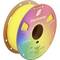 Bobine de filament PLA Panchroma jaune pour imprimante 3D dans un emballage en carton aux couleurs de l'arc-en-ciel.