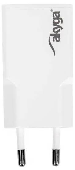 Chargeur mural blanc avec le nom de marque « akasa » imprimé sur le côté.