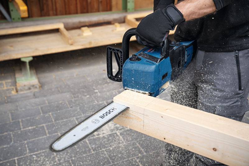 Bosch Professional sans fil Tronçonneuse sans fil avec batterie-8