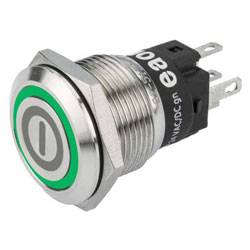 Un bouton-poussoir métallique avec un symbole d'alimentation vert, indiquant qu'il est conçu pour allumer ou éteindre des appareils.