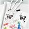 Marqueurs de sublimation et papier avec un motif de papillon. Produits de marque Siser incluant des marqueurs 6 couleurs. Noir, violet et vert affichés.