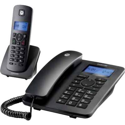 Téléphones sans fil et filaires de marque « Motorola » avec écrans numériques. Les deux sont noirs avec des pavés numériques et sont posés sur une surface plane.
