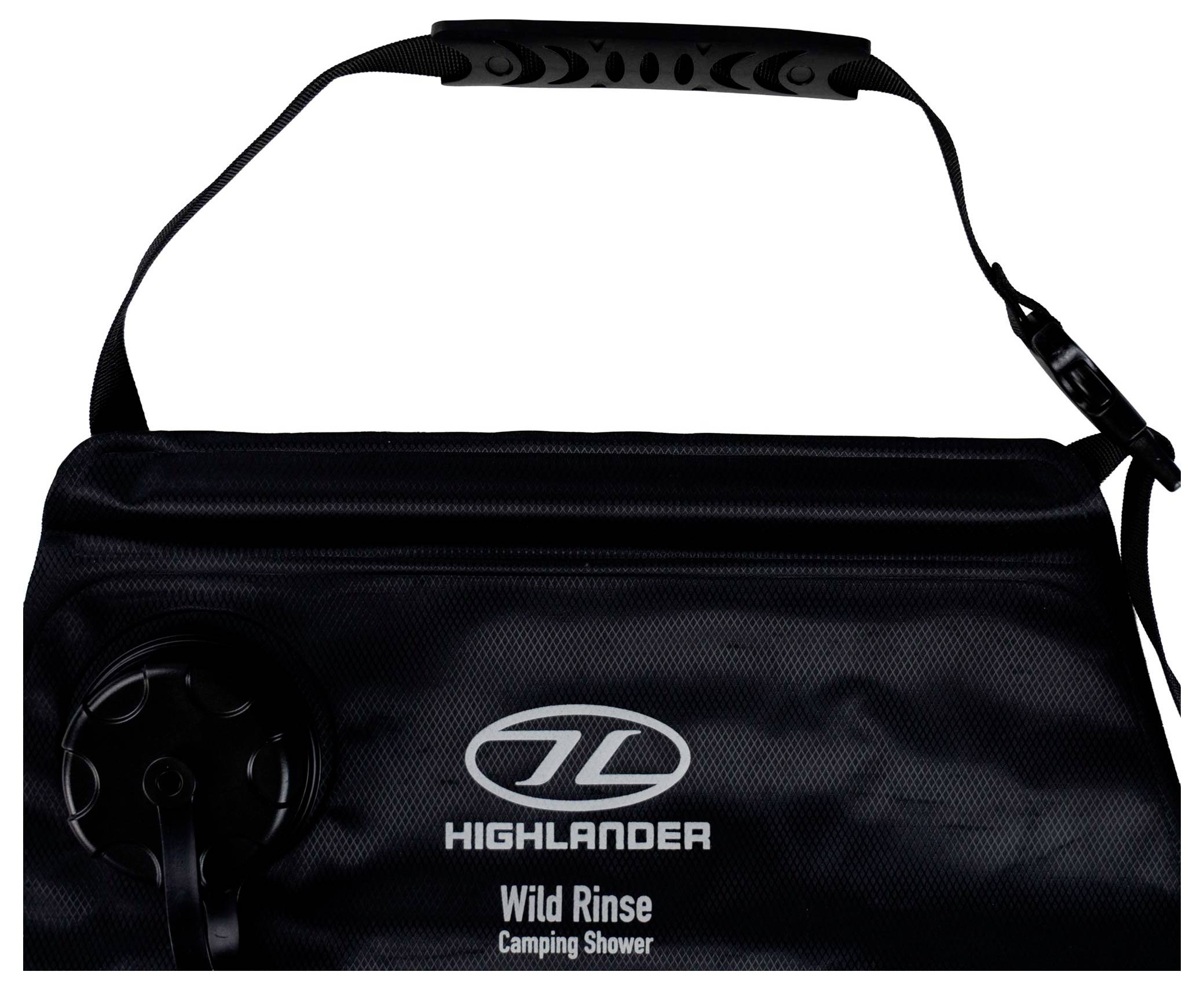 Un sac de douche de camping portable noir avec une poignée, étiqueté « Highlander Wild Rinse Camping Shower ».