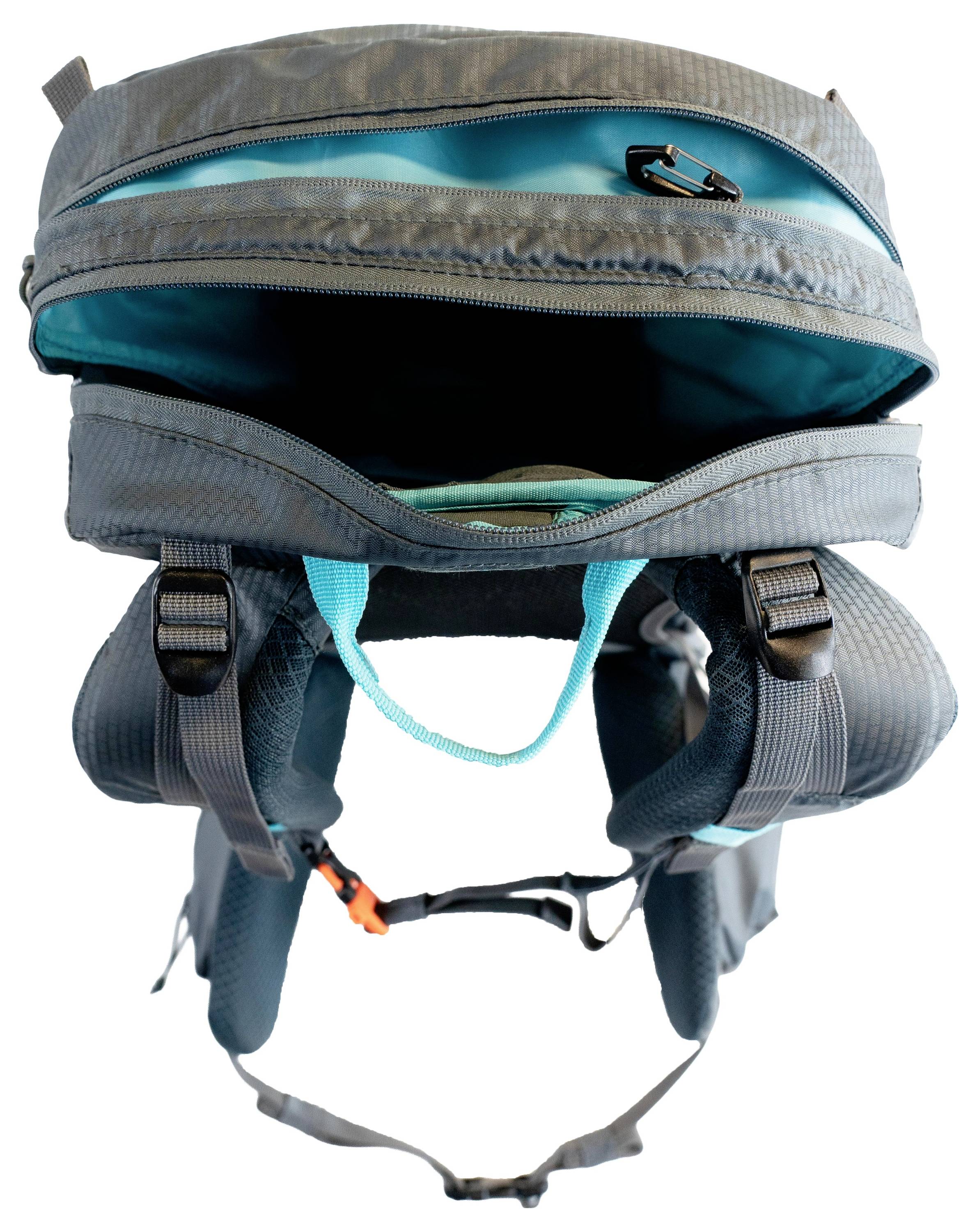 Un sac à dos gris avec deux compartiments principaux ouverts, révélant un intérieur turquoise. Le sac est doté de bretelles d'épaule rembourées et d'une sangle de taille.