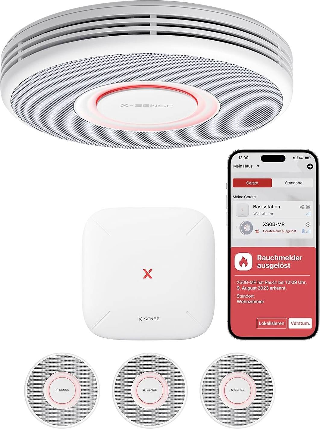 Un système intelligent de détecteur de fumée est affiché avec un appareil principal, trois unités plus petites et un smartphone affichant une notification d'alerte fumée.