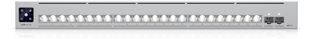 Un commutateur réseau avec 24 ports Ethernet et deux ports de liaison supplémentaires est présenté, conçu pour connecter plusieurs appareils dans un réseau.