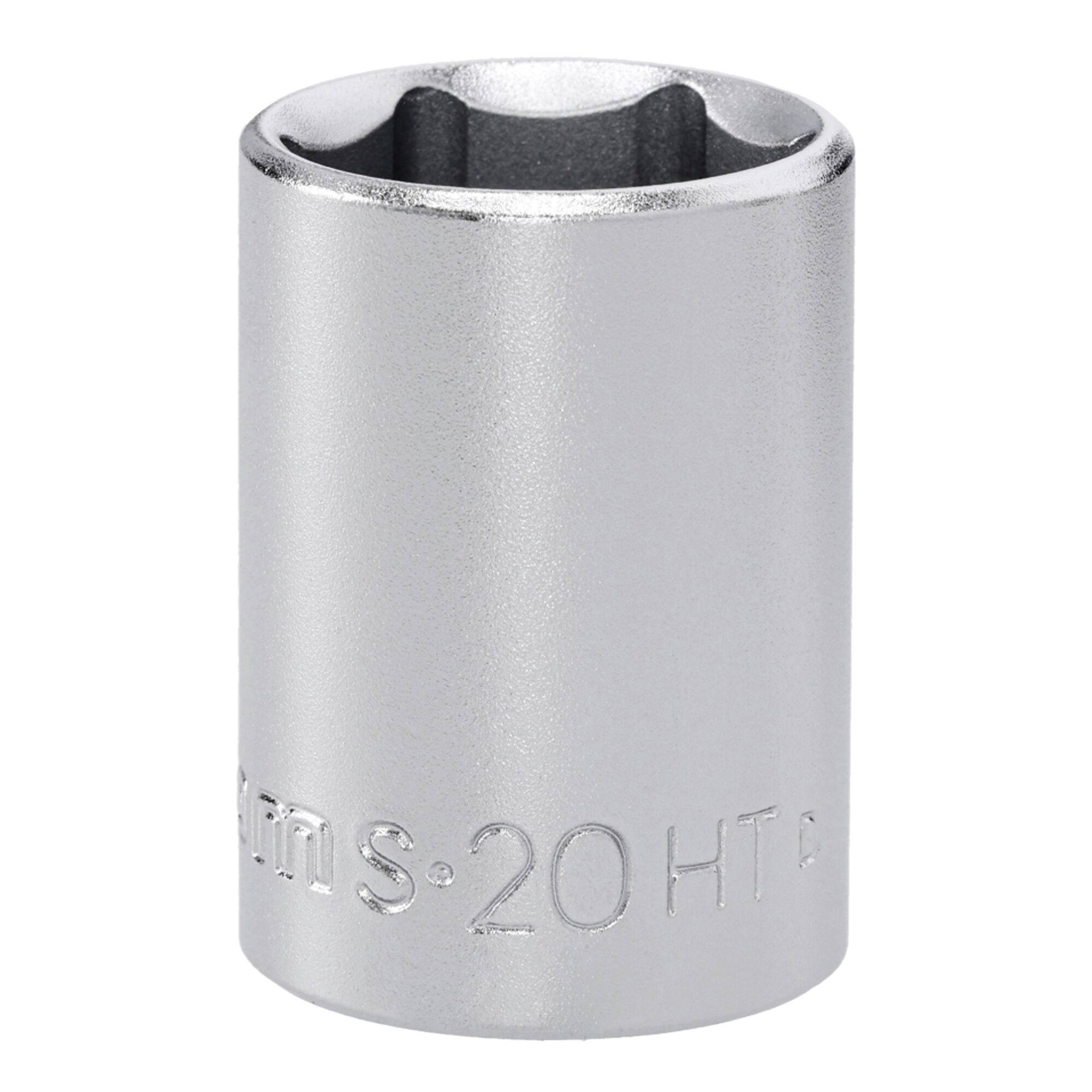 Une image en gros plan d'une douille hexagonale métallique à six pans avec « 20 HT » gravé sur le côté, généralement utilisée pour serrer ou desserrer les boulons.
