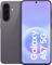 Smartphone Samsung Galaxy A57 5G montré de face et de dos, avec des appareils photo arrière triple et un écran bleu-violet affichant « Galaxy A57 5G ».