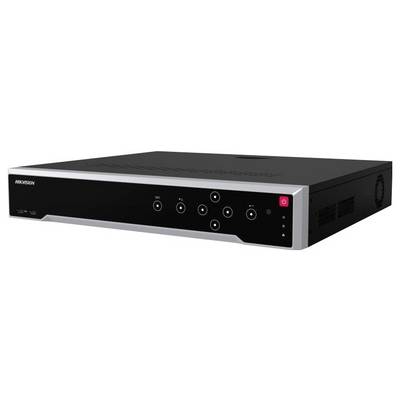 Vue de face d'un enregistreur de sécurité NVR Hikvision avec une lunette noire, des boutons de commande circulaires, des voyants d'état et un bouton d'alimentation rouge sur la droite.