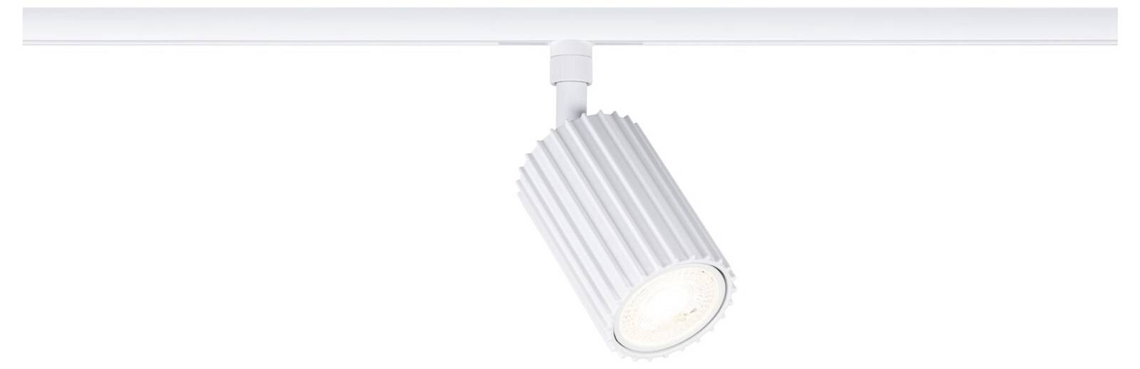 Un luminaire sur rail monté au plafond de couleur blanche avec un projecteur cylindrique réglable incliné vers le bas.