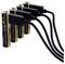 Quatre câbles USB connectés à une rangée de batteries rechargeables, illustrant une configuration de charge multi-batterie.