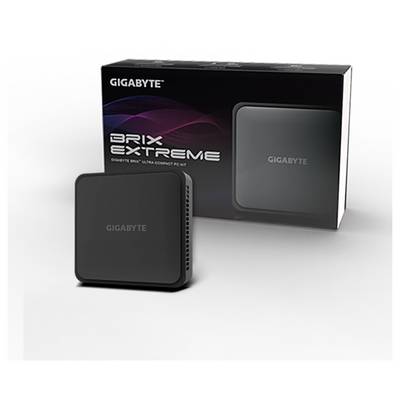Mini PC Gigabyte BRIX Extreme montré avec sa boîte de vente au détail sur un fond blanc.