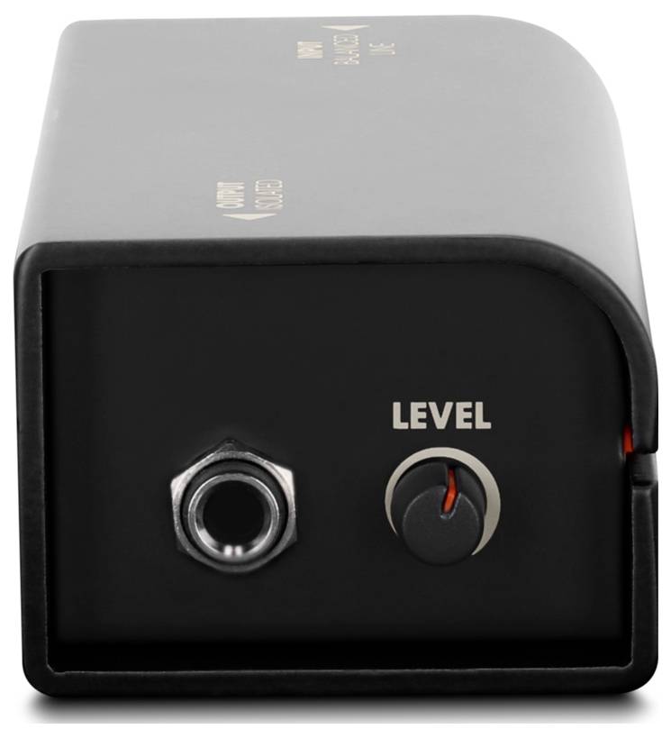 Panneau frontal d'un appareil audio noir avec une prise d'entrée et un bouton de volume « LEVEL ».