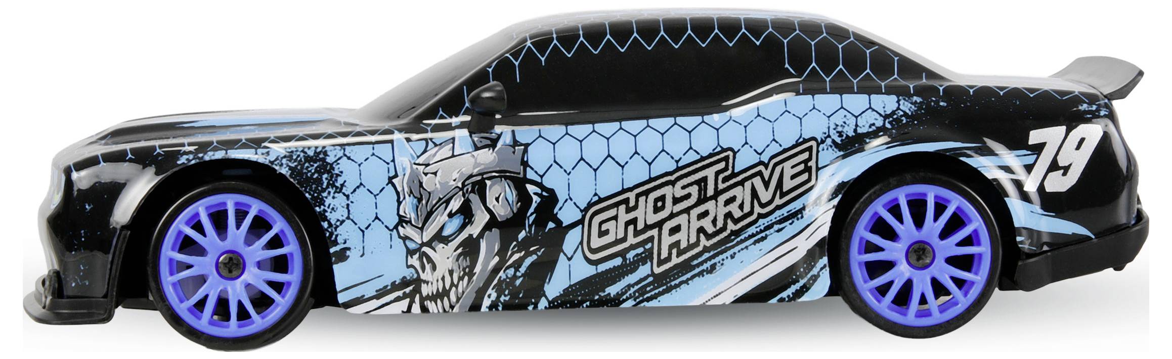 Voiture de course jouet noire et bleue avec des roues bleues, un graphique de crâne et un décalcomanie « Ghost Arrive », numérotée 79 sur le côté arrière.