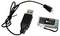Câble USB avec une prise USB noire et un petit connecteur blanc, accompagné d'une batterie compacte portant l'étiquette AMEWI Trade GmbH