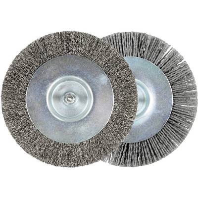 Deux brosses à roues abrasives qui se chevauchent sur un fond blanc, l'une fine et l'autre plus grossière, probablement utilisées pour le nettoyage ou le polissage du métal.
