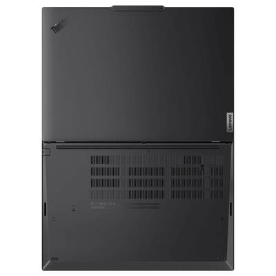 Vue inférieure d'un ordinateur portable Lenovo ThinkPad, montrant le dessous fermé avec grilles de ventilation et pieds en caoutchouc.