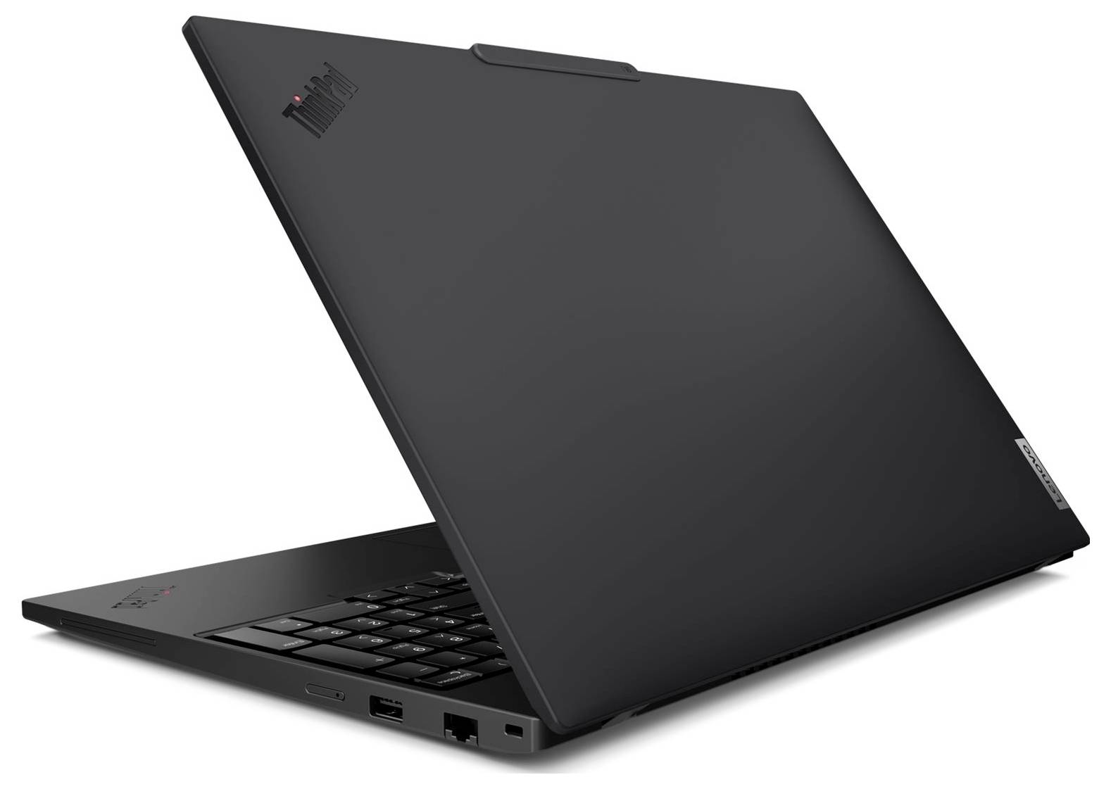 Ordinateur portable Lenovo ThinkPad noir fermé présenté en angle, avec le clavier partiellement visible et le couvercle dominant la vue.