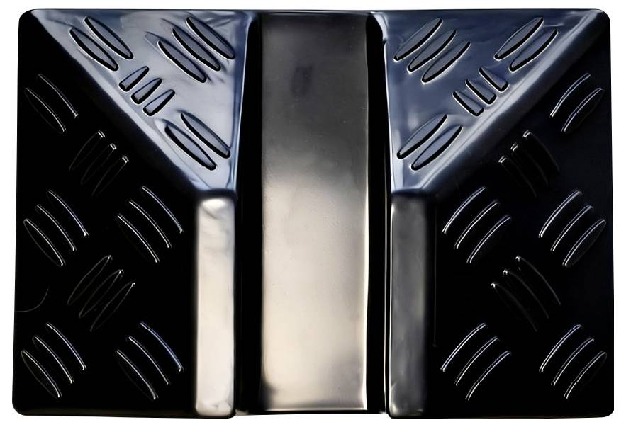 Plateau ou boîtier rectangulaire noir avec un séparateur central argenté et des panneaux latéraux texturés, vu de dessus.