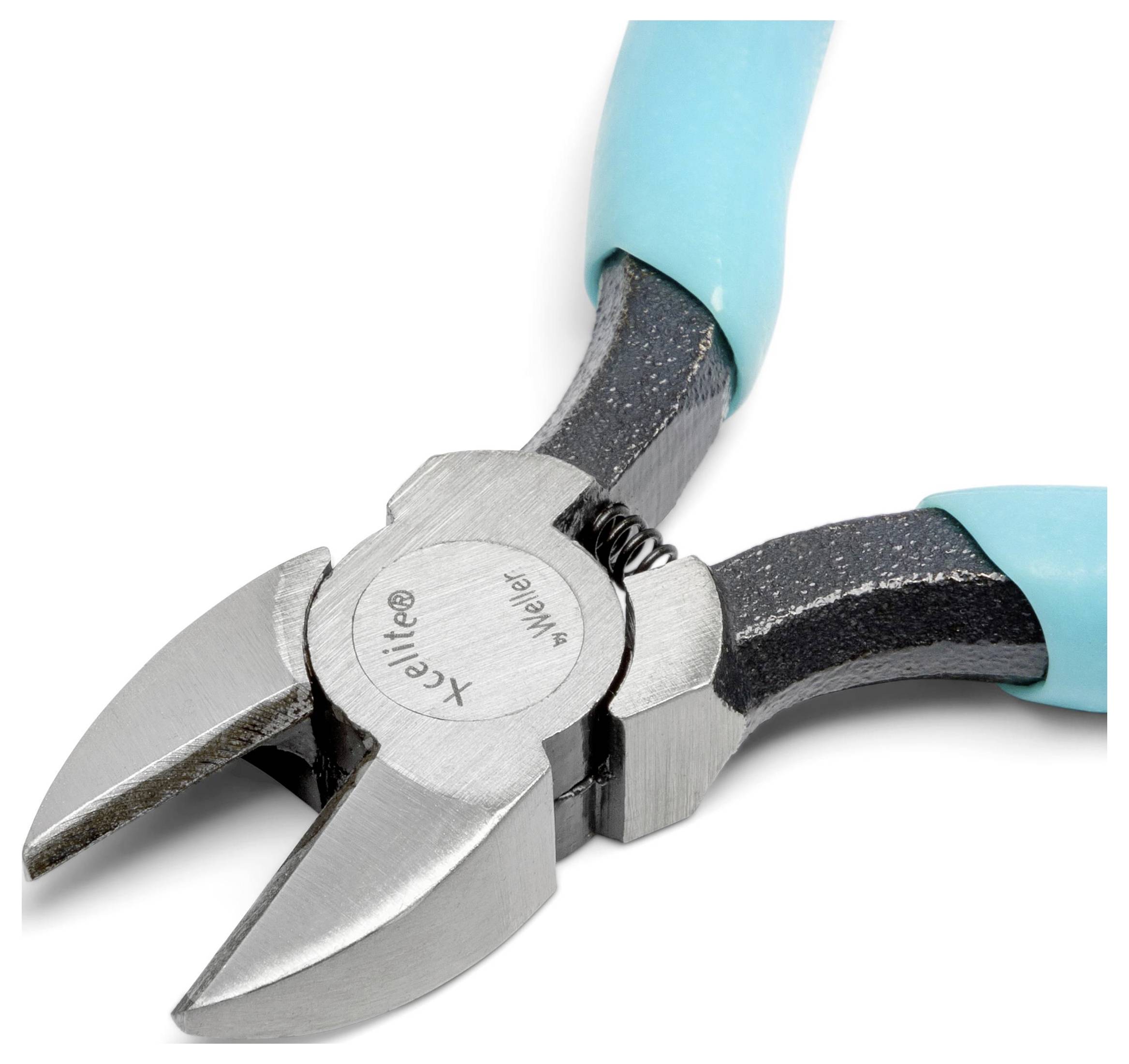 Gros plan de pinces coupantes diagonales avec des poignées turquoise sur un fond blanc.