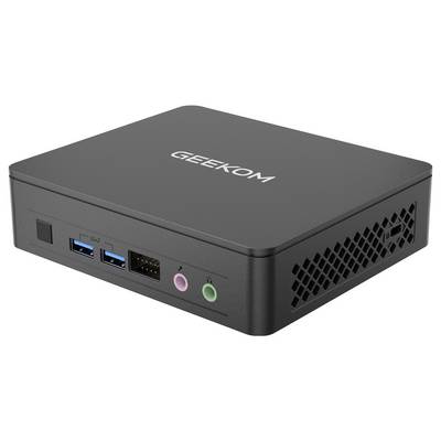 Mini PC GEEKOM noir présenté en vue trois-quarts, avec ports USB frontaux, prises casque et micro, et grilles de ventilation latérales.