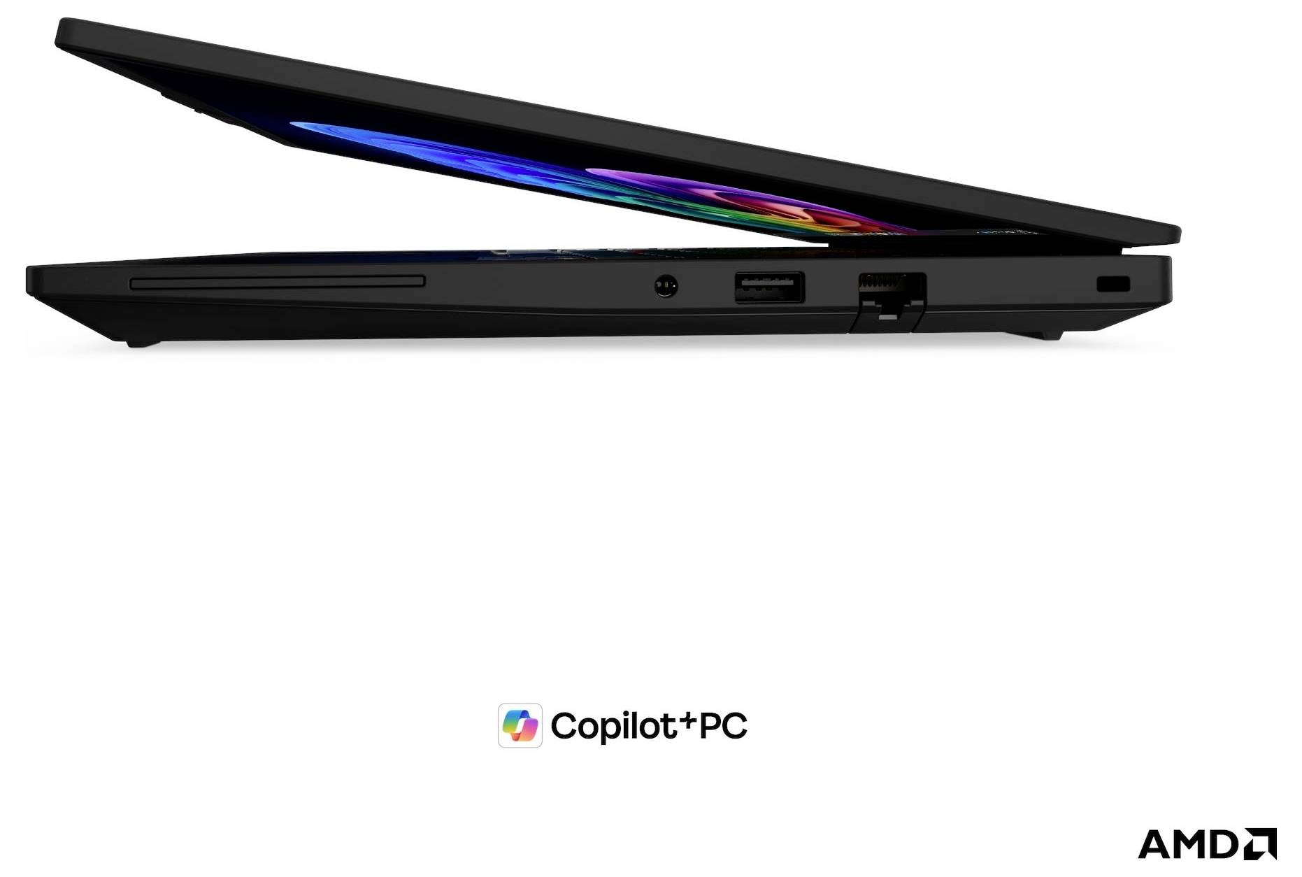Vue latérale d'un ordinateur portable noir élancé partiellement ouvert, montrant un bord d'écran coloré, avec le marquage Copilot+ PC et AMD ci-dessous.
