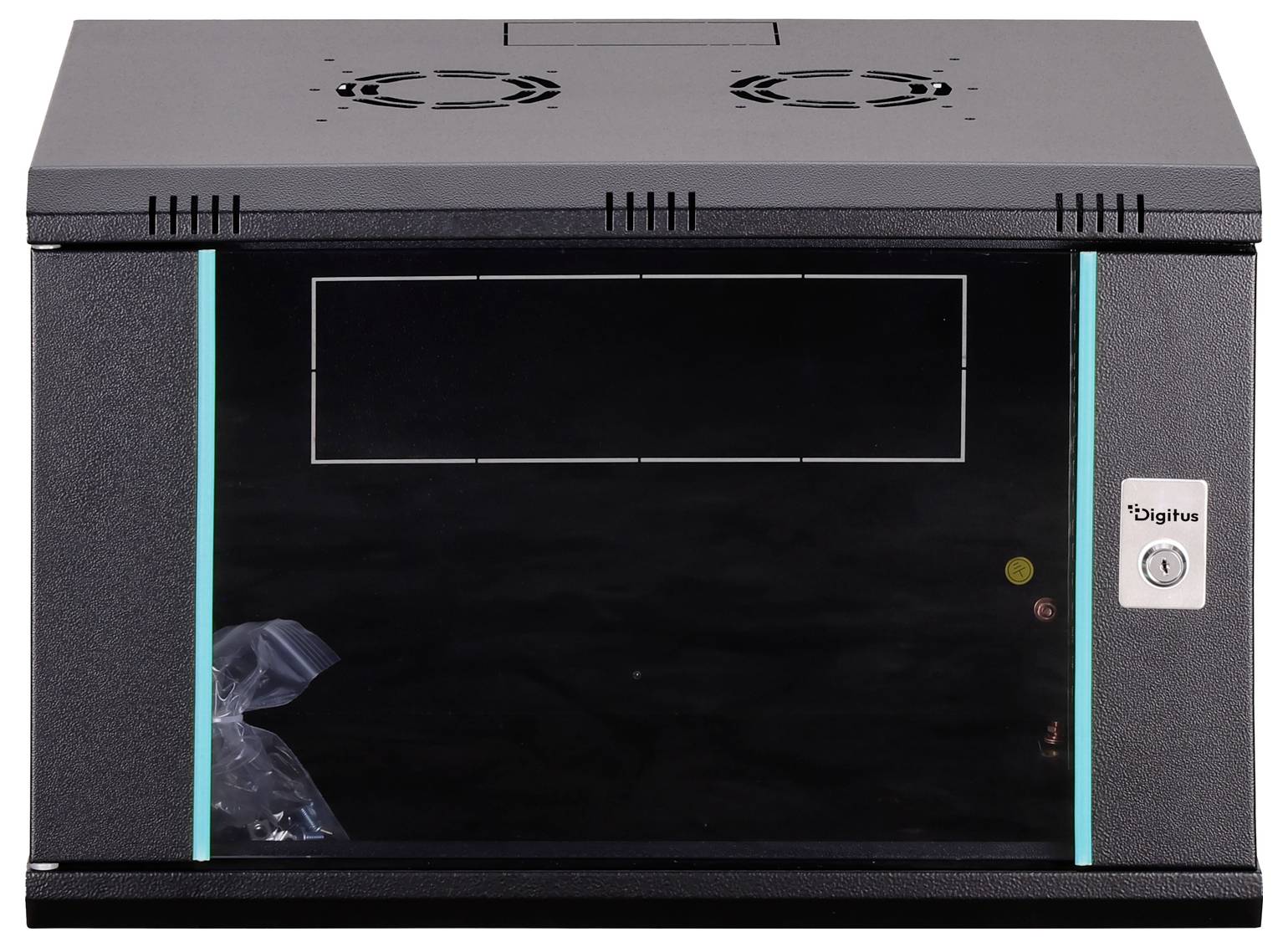 Armoire d'équipement murale noire avec porte avant en verre, bandes LED bleues sur les côtés et un verrou, présentée fermée.