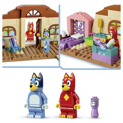 Ensemble de jeu LEGO Bluey montrant Bluey et Bingo dans une maison avec des scènes de chambre à coucher et de salle de bains, plus des minifigurines de Bluey, Bingo et une petite figurine.