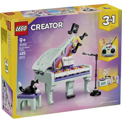 Coffret LEGO Creator 3-en-1 Cerf Musicien Piano montrant un piano pastel, un tabouret, un microphone et des images de construction alternative ; à partir de 9 ans, 485 pièces.