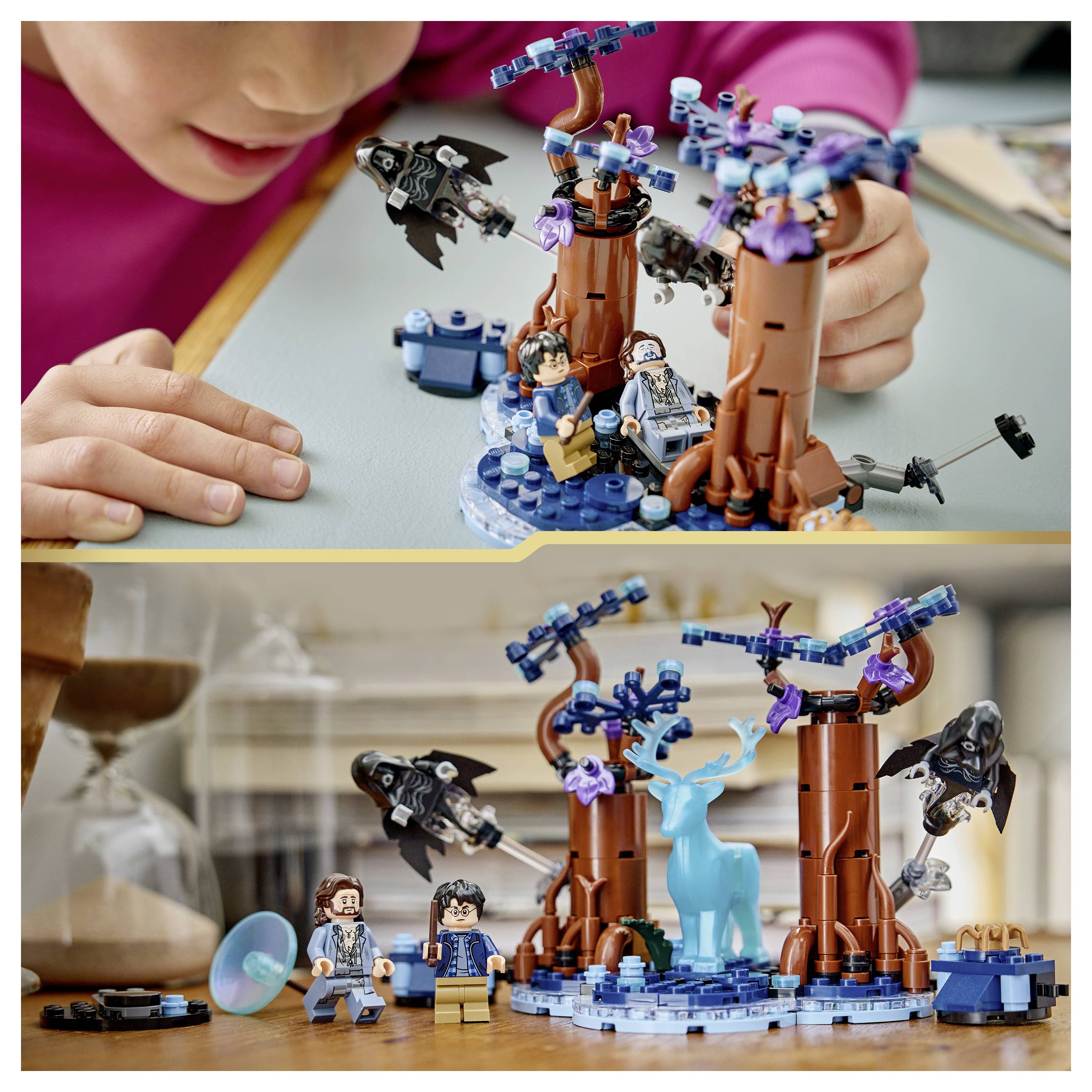 Un enfant jouant avec un ensemble LEGO forêt fantastique comprenant des arbres, un cerf bleu, des oiseaux et deux figurines ; le panneau inférieur montre la scène terminée.