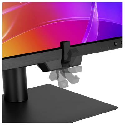 Moniteur d'ordinateur monté sur un support de bureau noir avec un bras ajustable et une pince, présenté de profil.